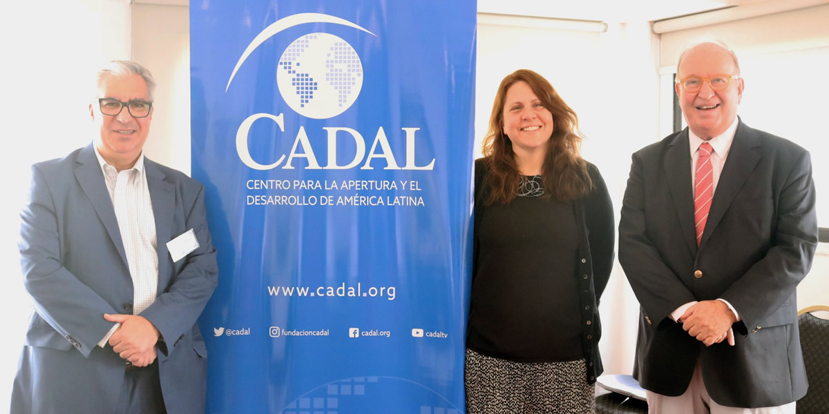Gabriel Salvia, Daniel Sabsay e Inés Pousadela Gabriel Salvia, Daniel Sabsay e Inés Pousadela